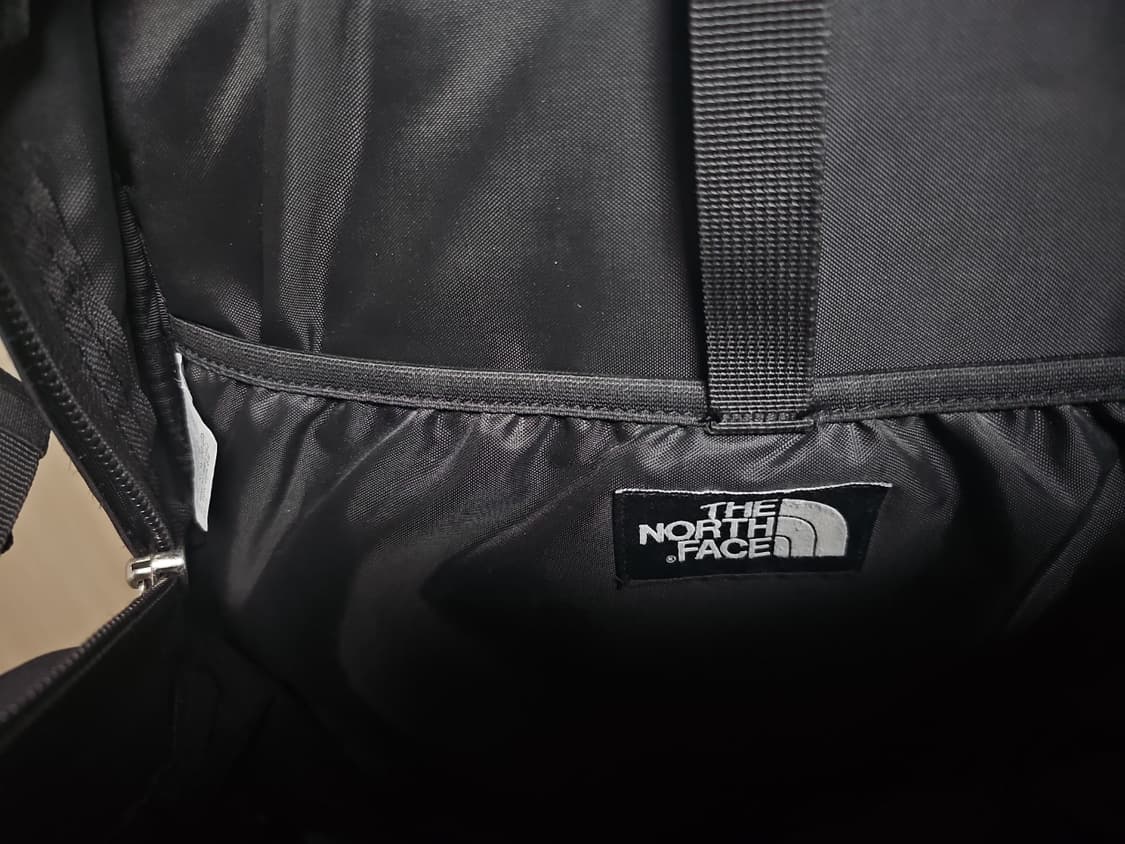 노스페이스 정품 30리터 등산배낭 팝니다  상품이미지2