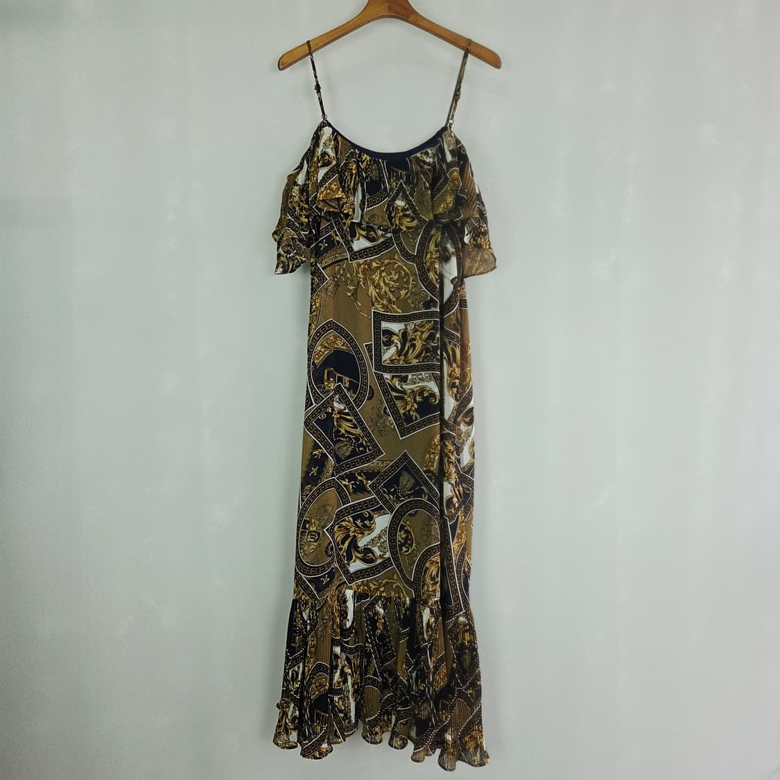 [allure de Alexis] 알뤼르드알렉시스 오프숄더 원피스 상품이미지2