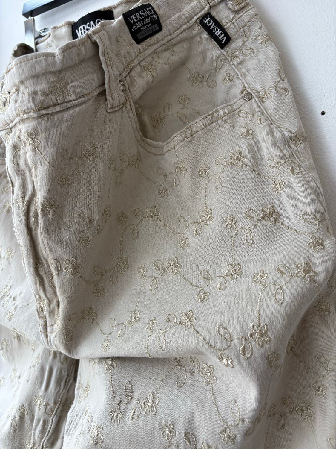 90s Versace Jeans Couture flower 팬츠 상품이미지5