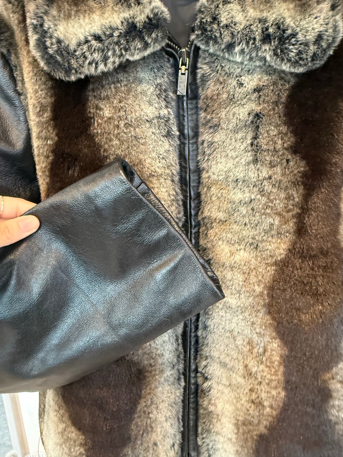 Seredi Mixed Leather & Fur Jacket  상품이미지5