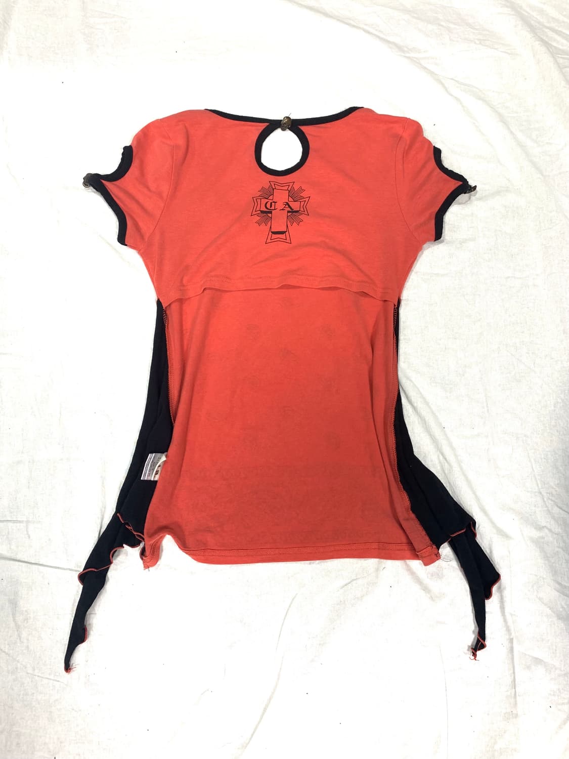 d.i.a skull detail unbalanced top 상품이미지6