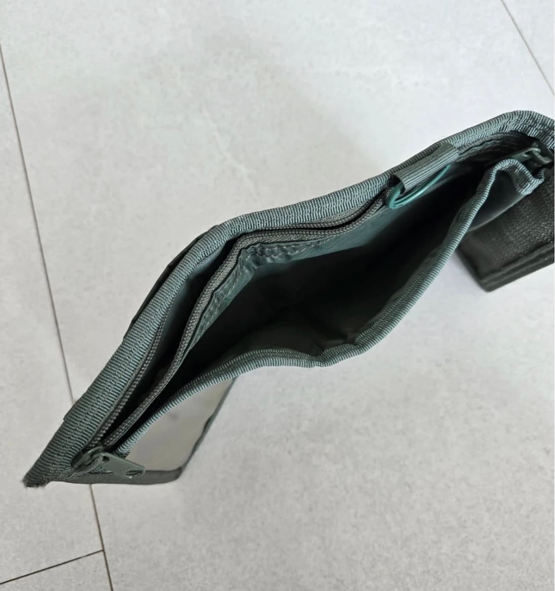 포터 탱커 반지갑 세이지그린 상품이미지3