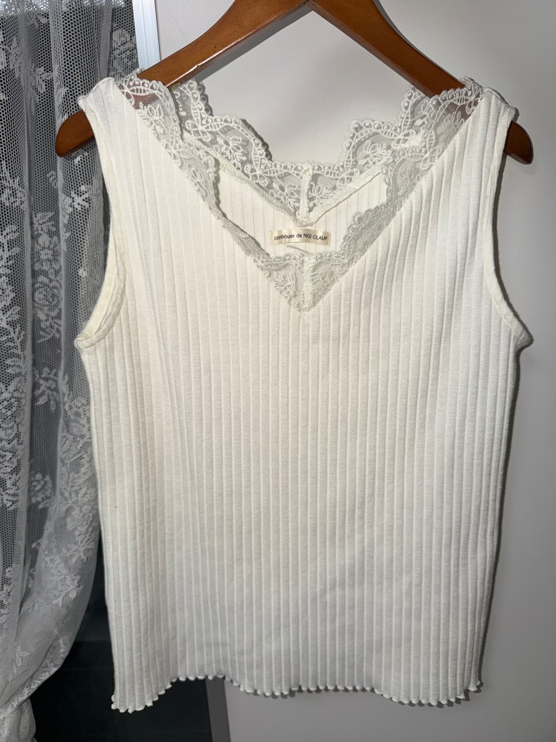 레이스 브이넥 나시  lace v sleeveles 상품이미지1