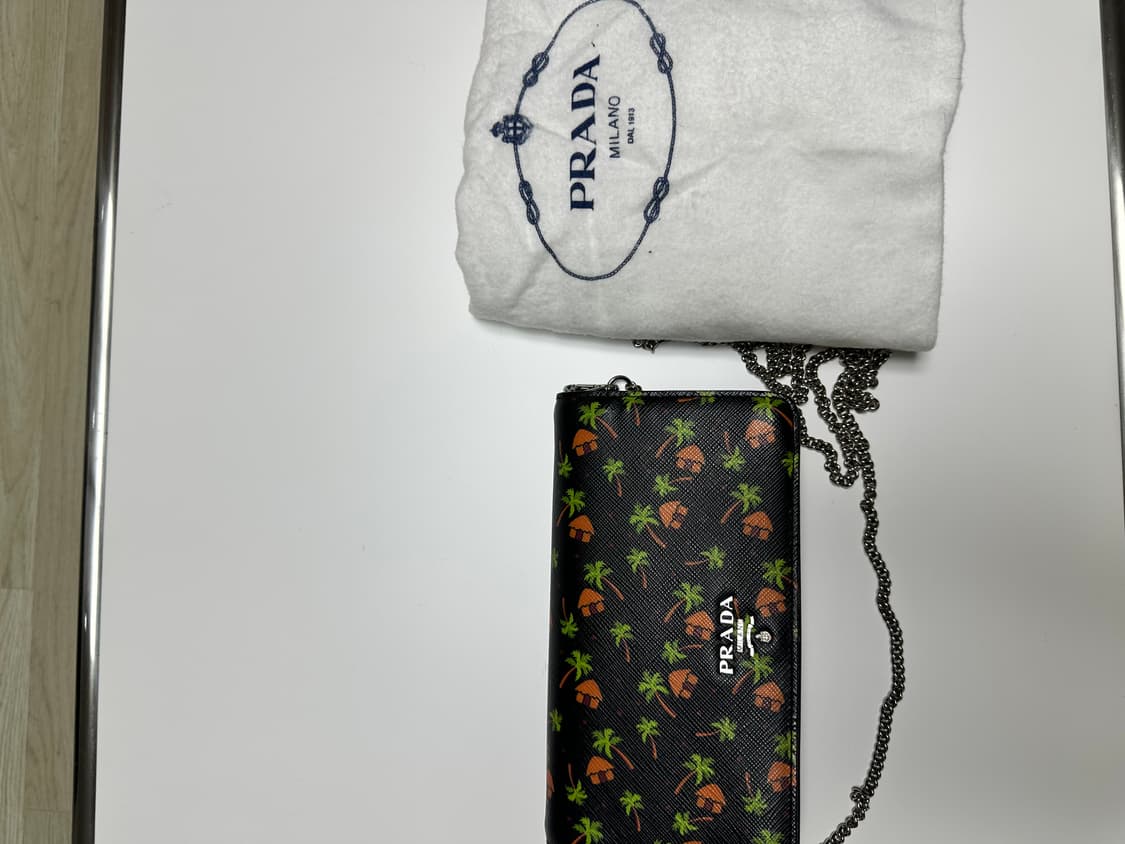 프라다 체인 월렛 블랙 야자수 패턴 상품이미지7