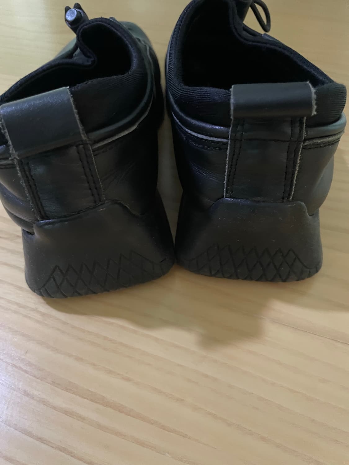 프라다 스포츠 스퀘어토 토글 스니커즈 상품이미지2