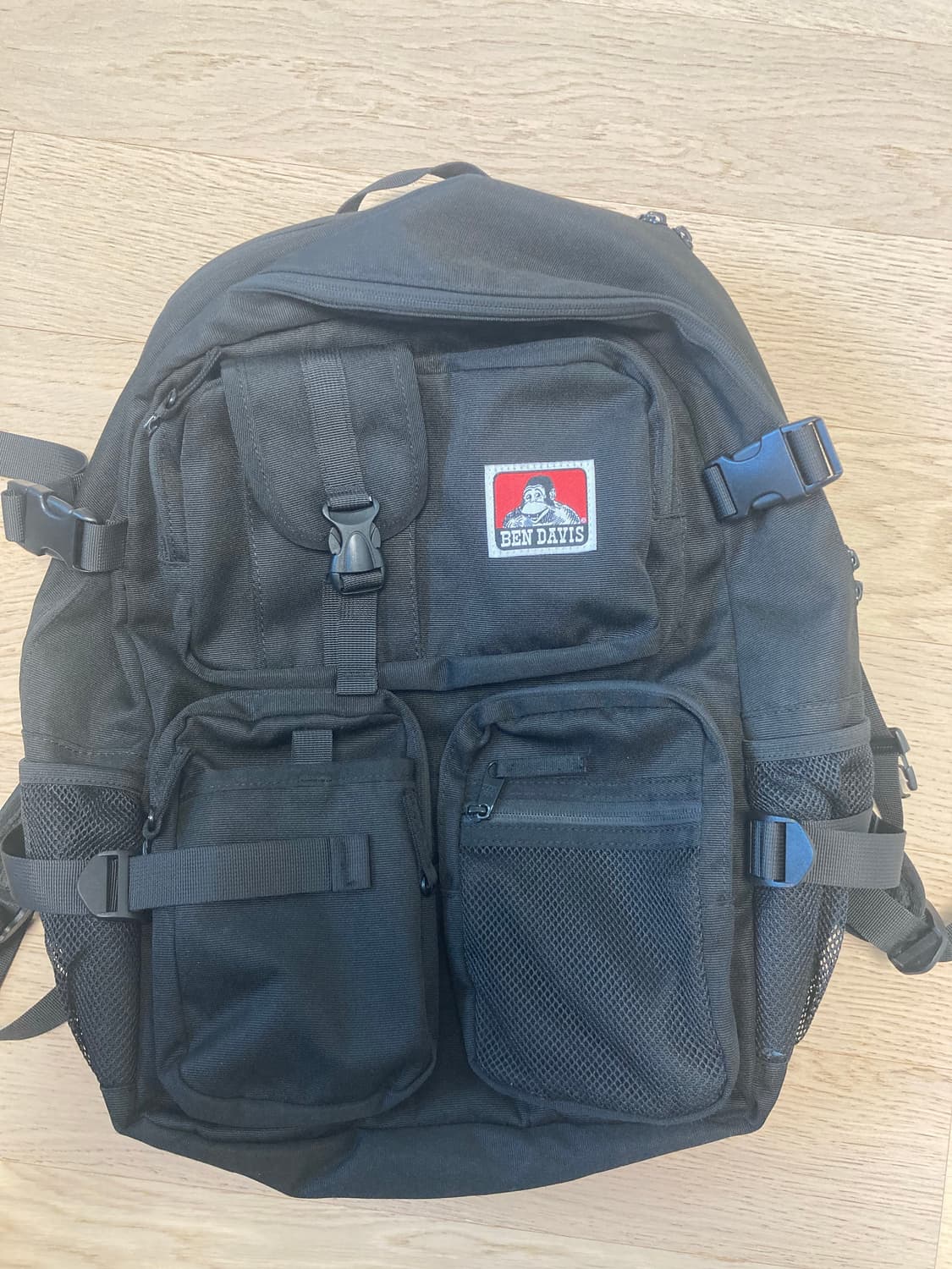 벤 데이비스 백팩입니다 상품이미지1