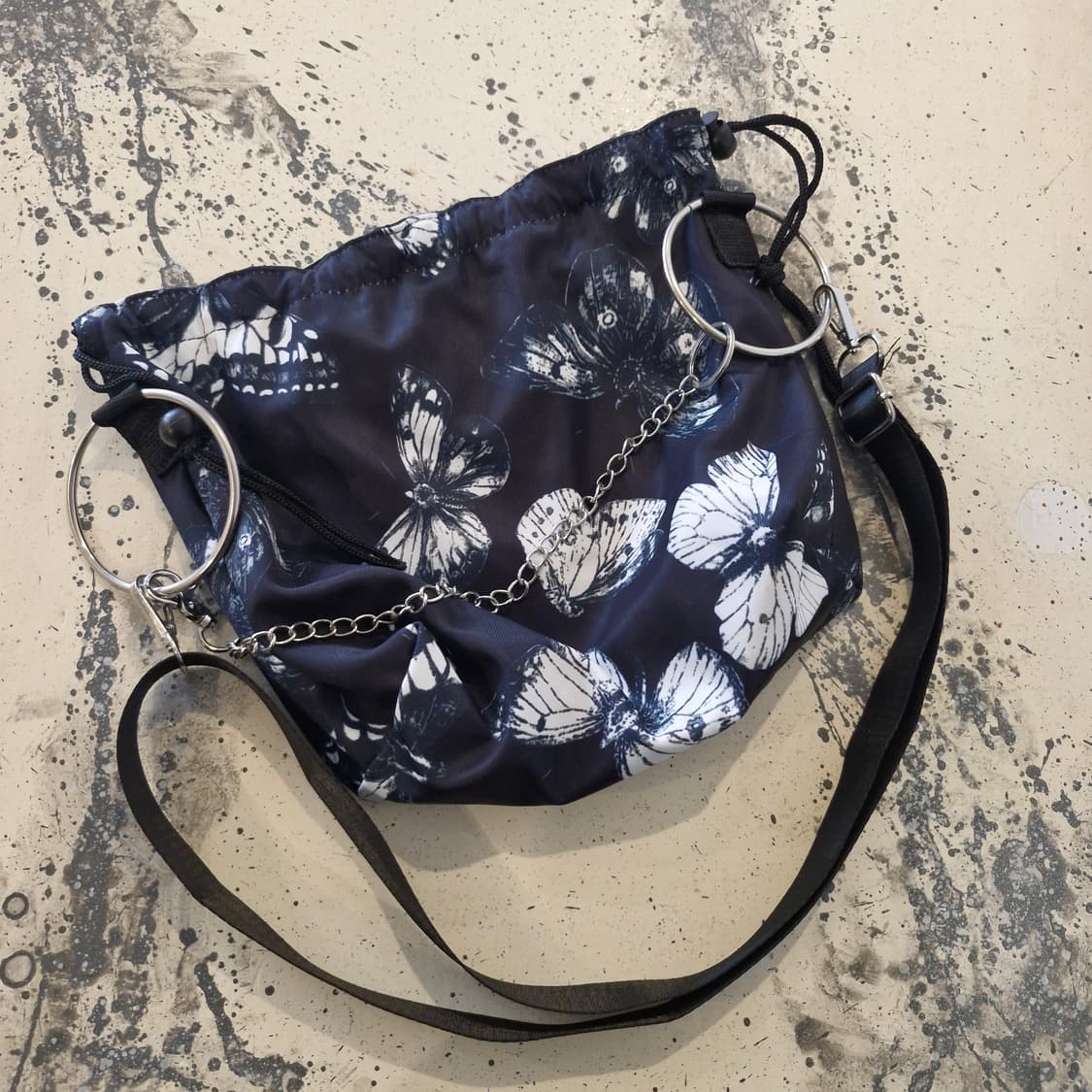 나비 패턴 드로우 스트링 버킷백 체인 링백 상품이미지3