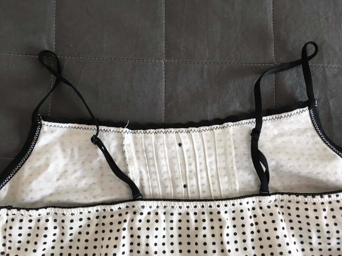 JP 유니클로 도트 나시 상품이미지3