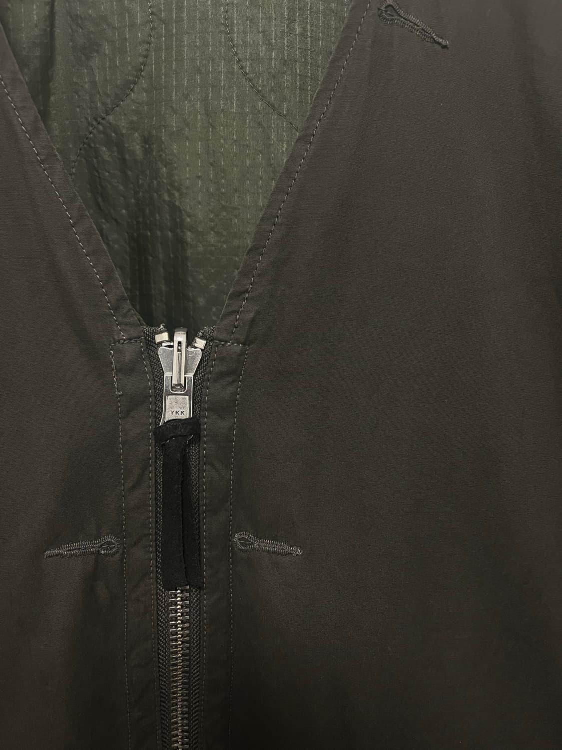 [4] 24FW 폴리테루 라이너 유즈드 올리브 + 퀄티드 그린 상품이미지2