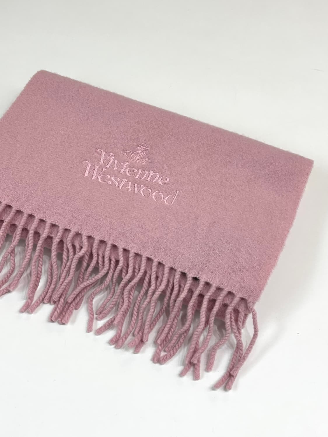Vivienne Westwood 비비안웨스트우드 베이비핑크 머플러 상품이미지4