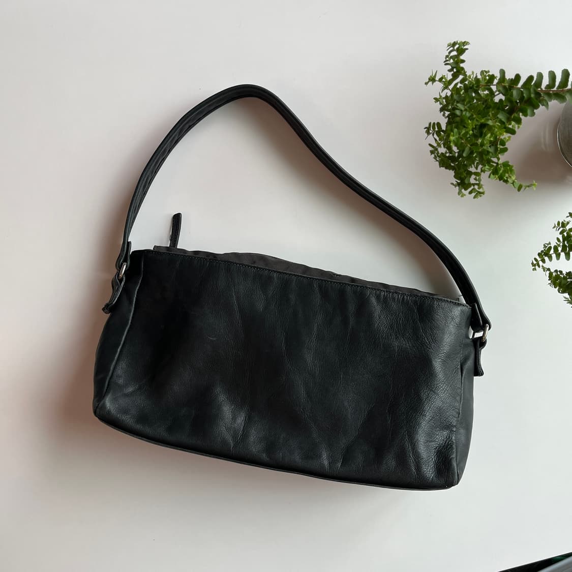 Margaret Howell Leather Shoulder Bag 상품이미지1