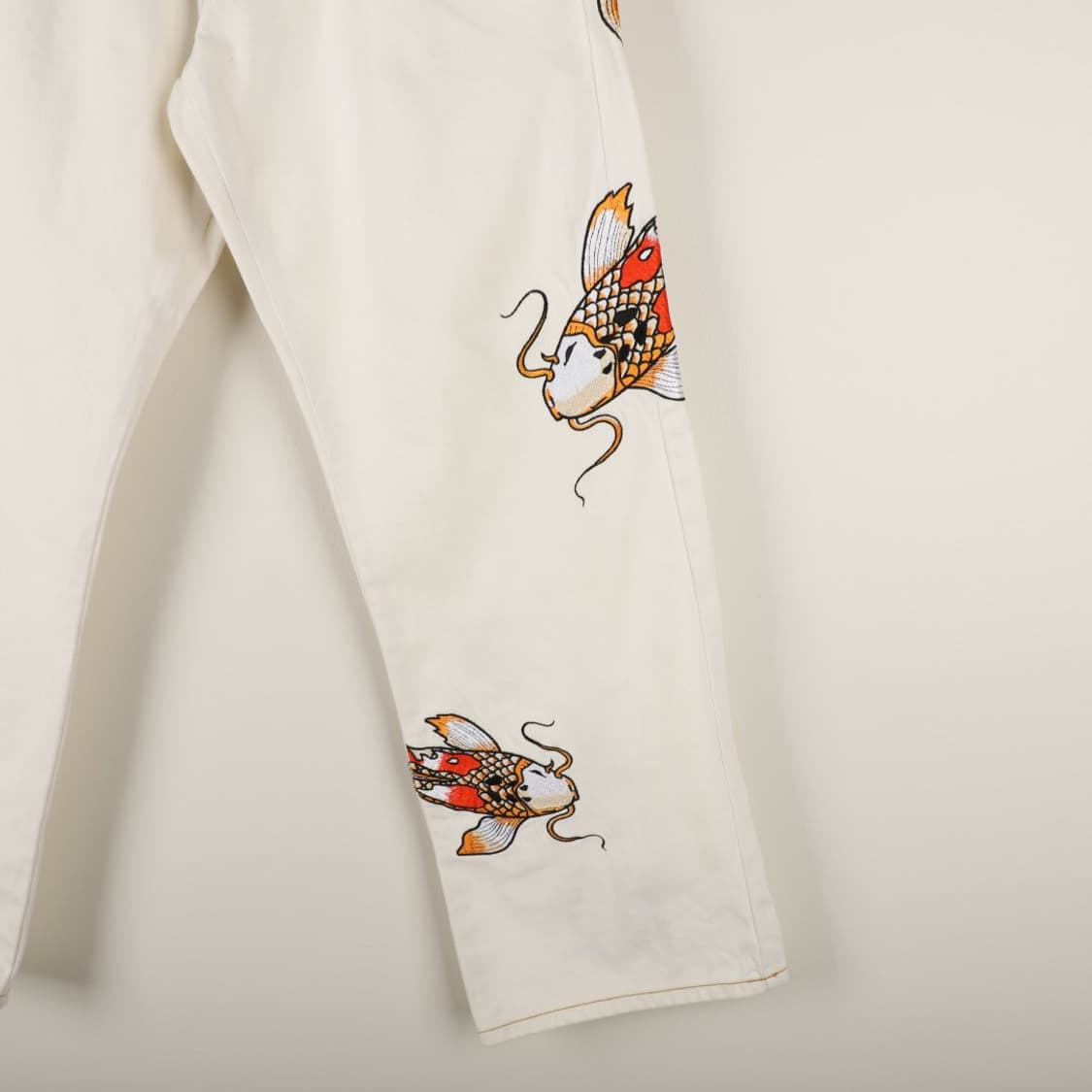 32 / Palace 팔라스 잉어 자수 화이트 팬츠 상품이미지5