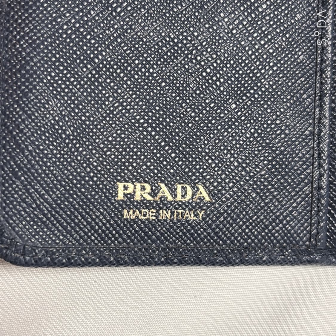 프라다 사피아노 블랙 반지갑 상품이미지4