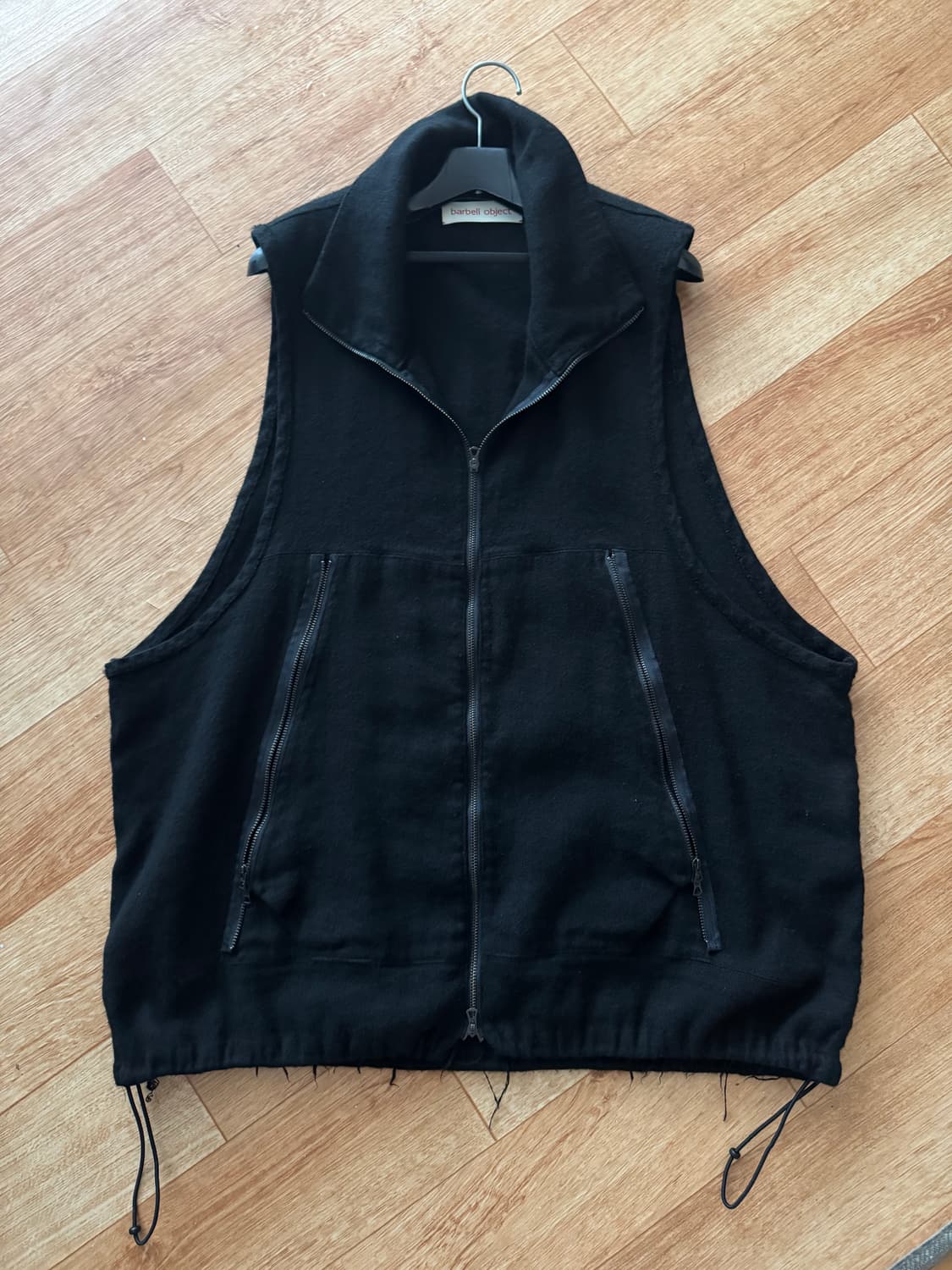 Barbell object flower vest 상품이미지1