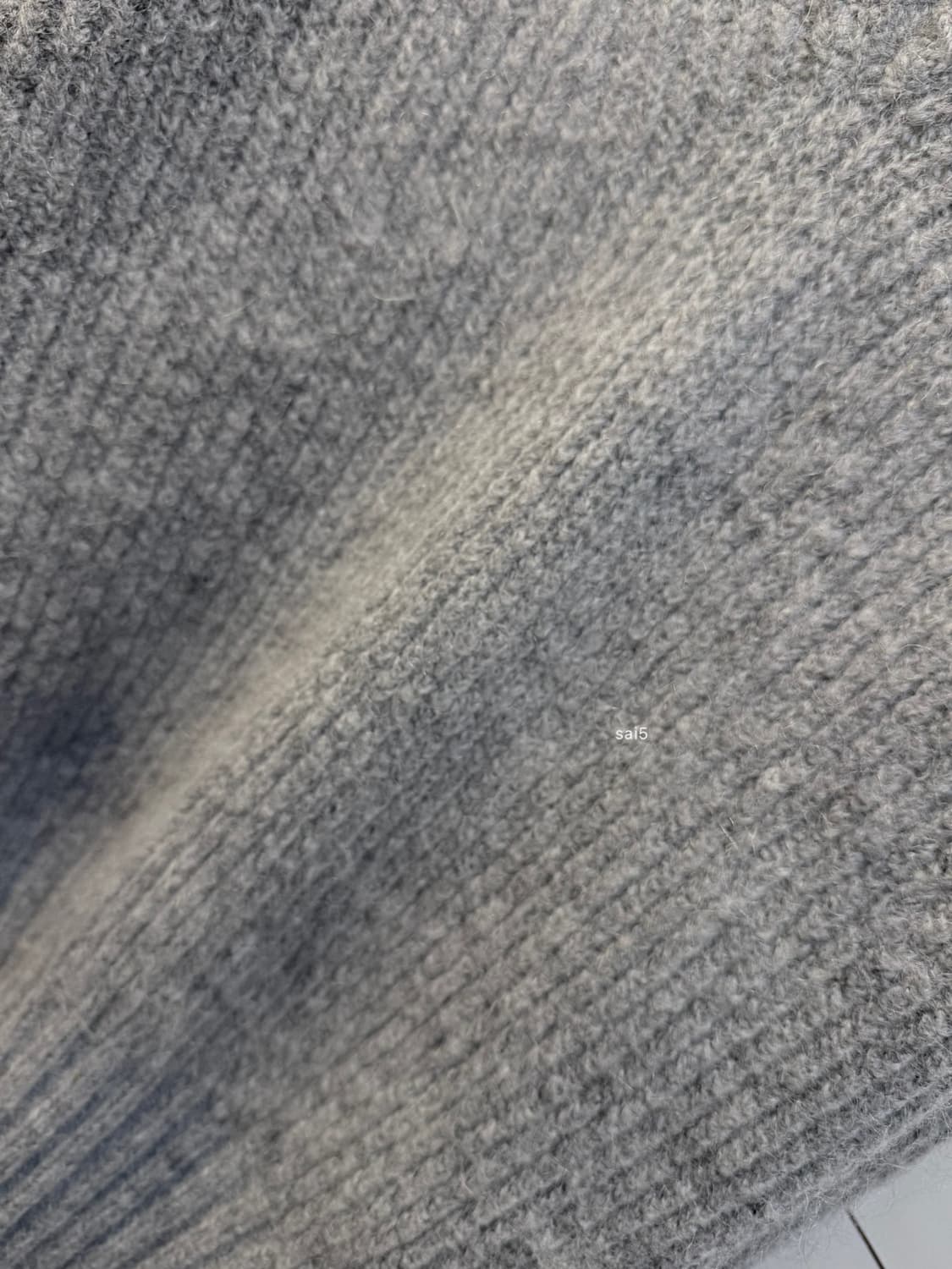 cos  코스 모헤어 브이넥 니트  상품이미지4