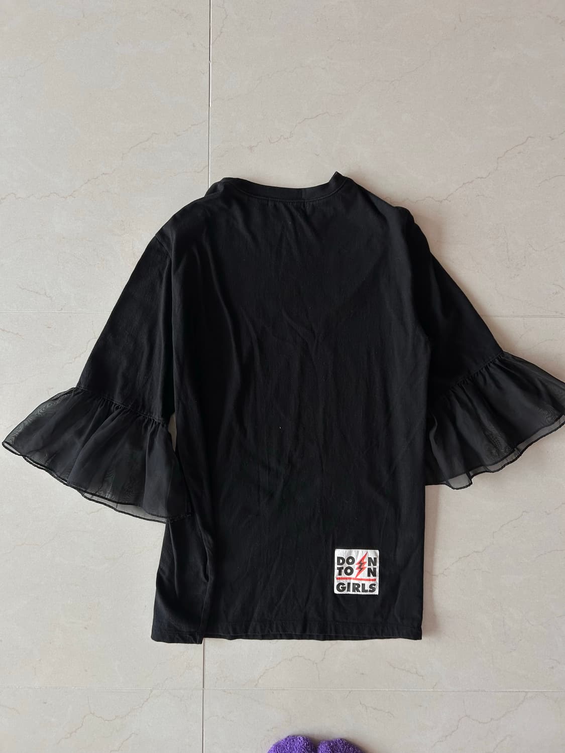 SJYP 블랙 쉬폰 롱슬리브 티셔츠 상품이미지2