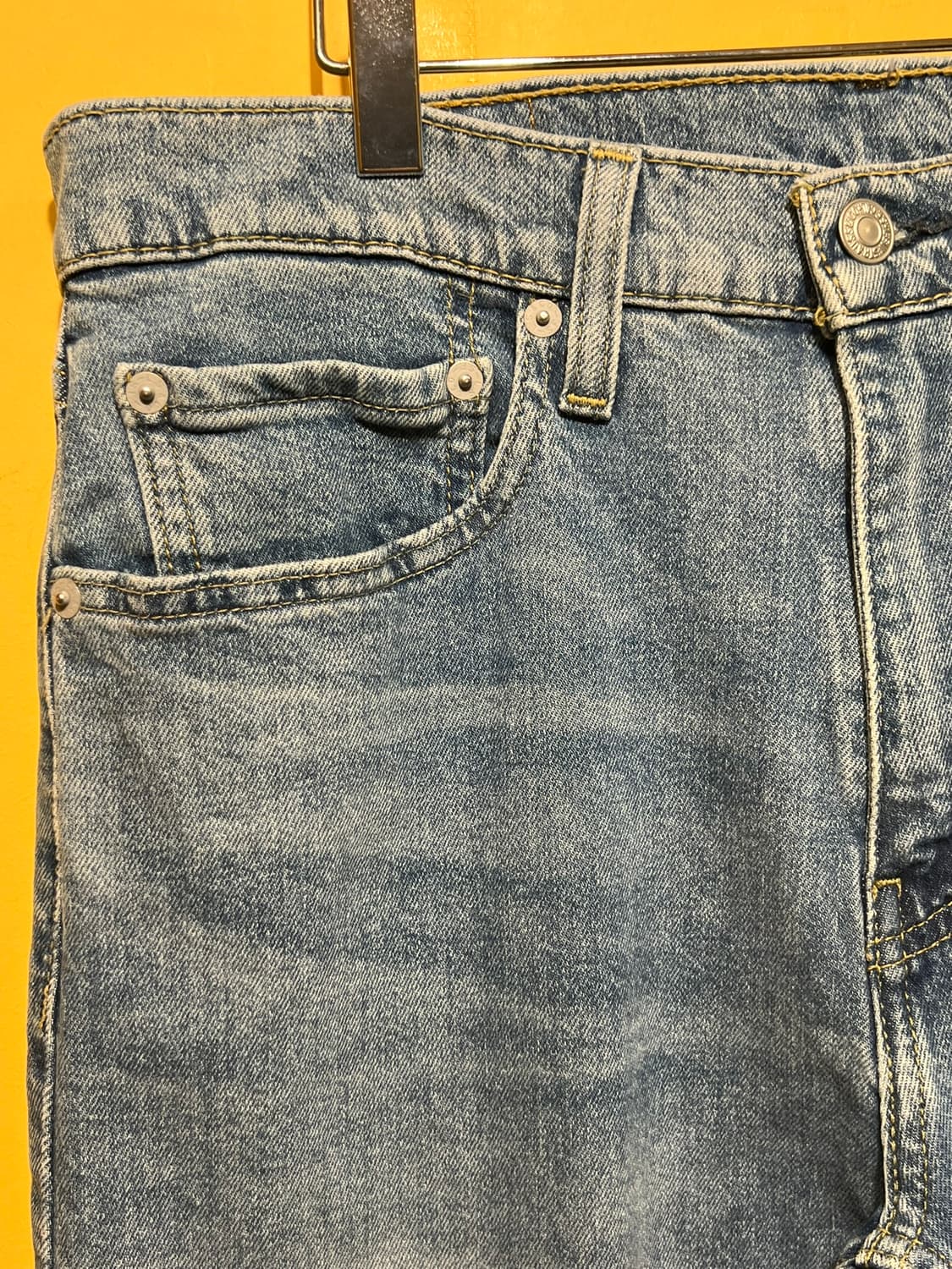 [32x32] 리바이스 502 레귤러 테이퍼 연청 데님 팬츠 청바지 상품이미지3