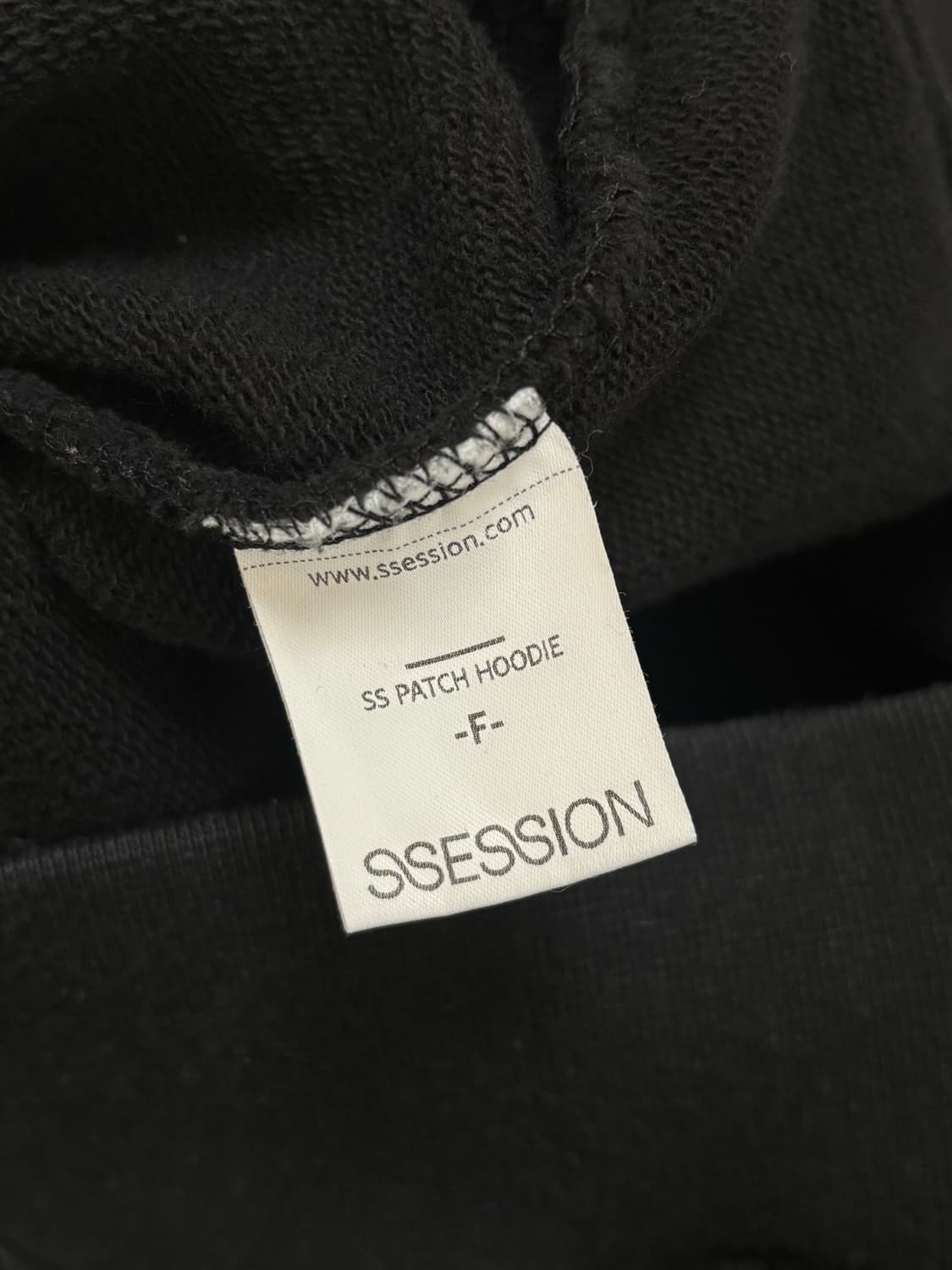 Ssession SS patch hoodie black 상품이미지3