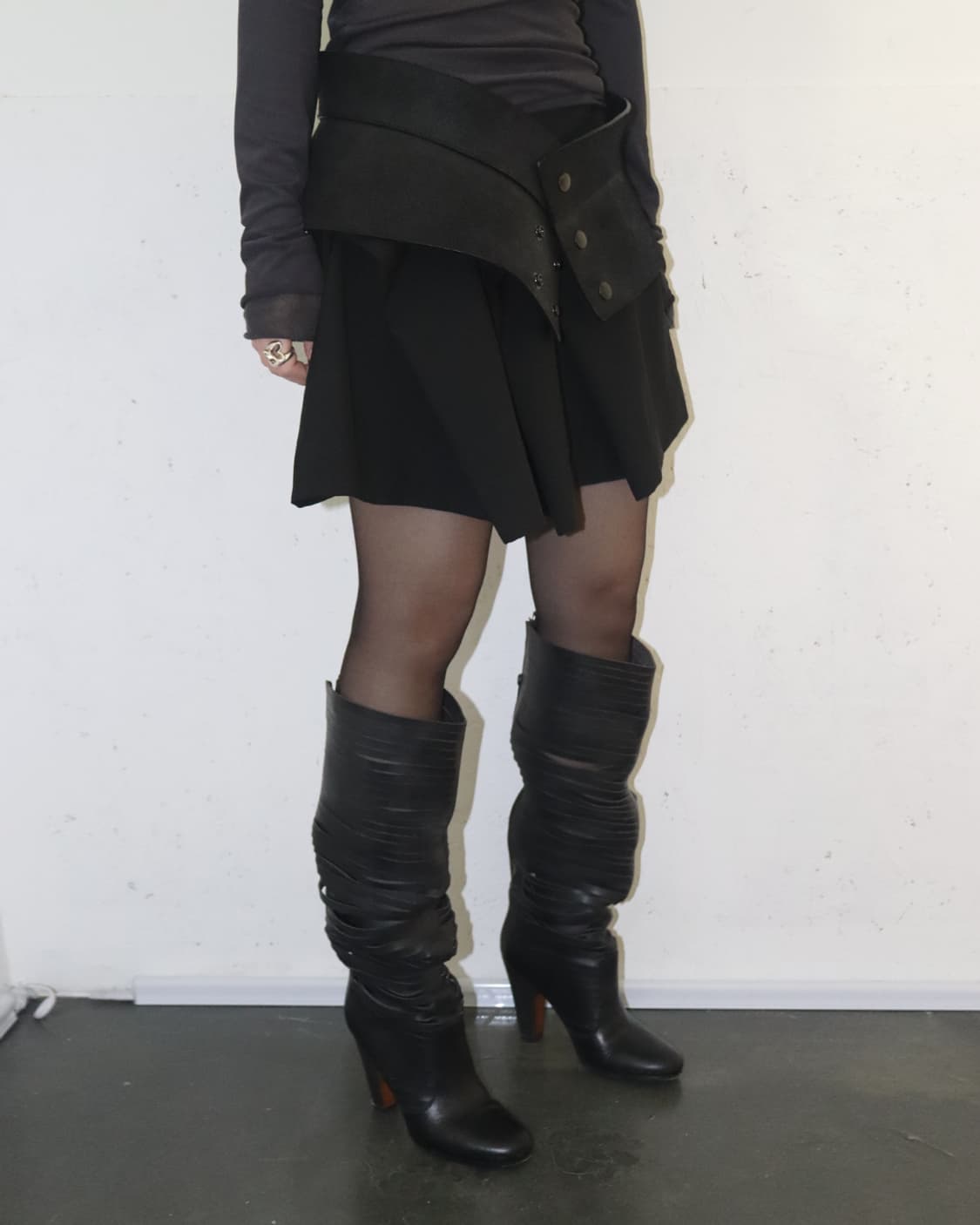 마틴 마르지엘라 08SS 슬래시 레더 롱부츠 상품이미지1