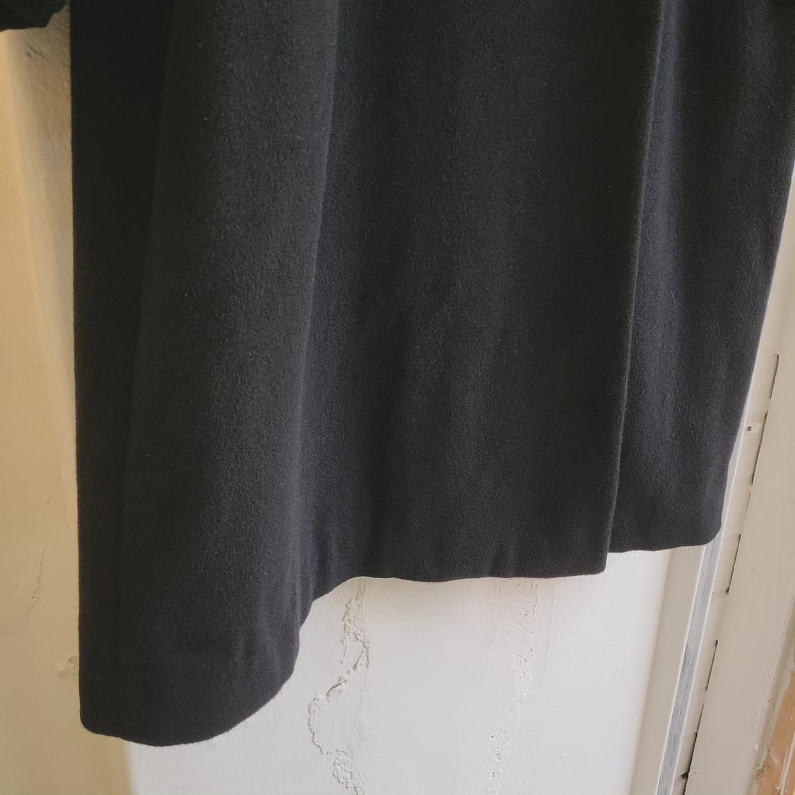 Cashgora 래글런 블랙코트 상품이미지5