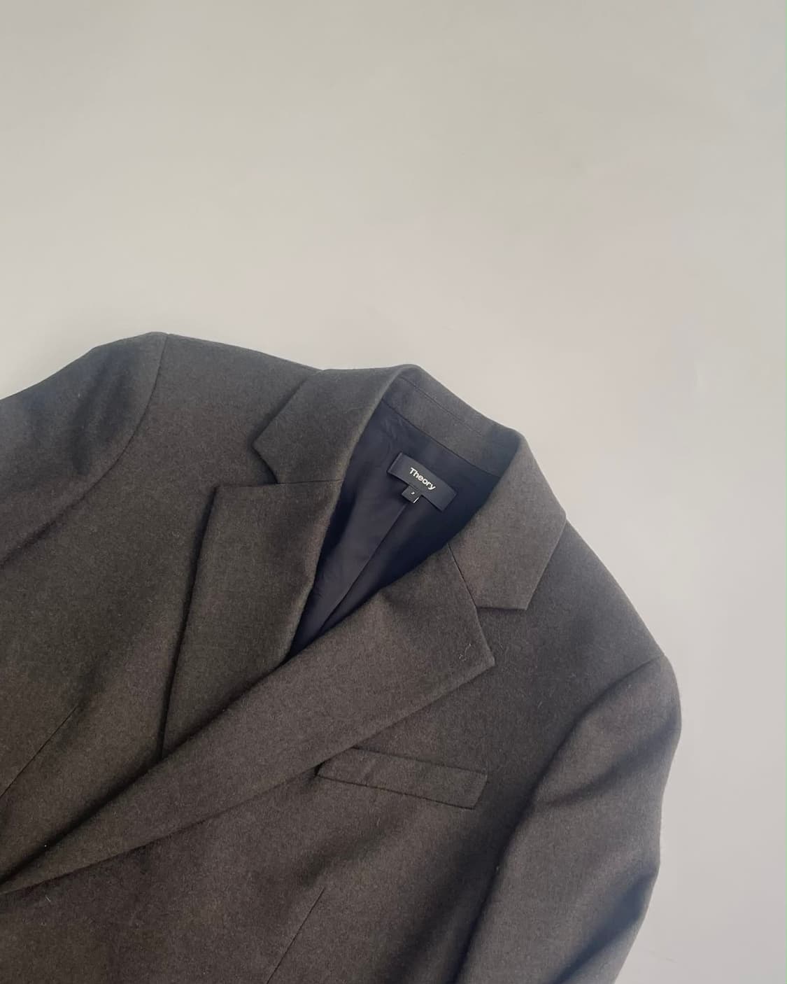 [2] 띠어리 20년 신형 한섬 더블 브레스티드 울 블레이져 자켓 상품이미지3