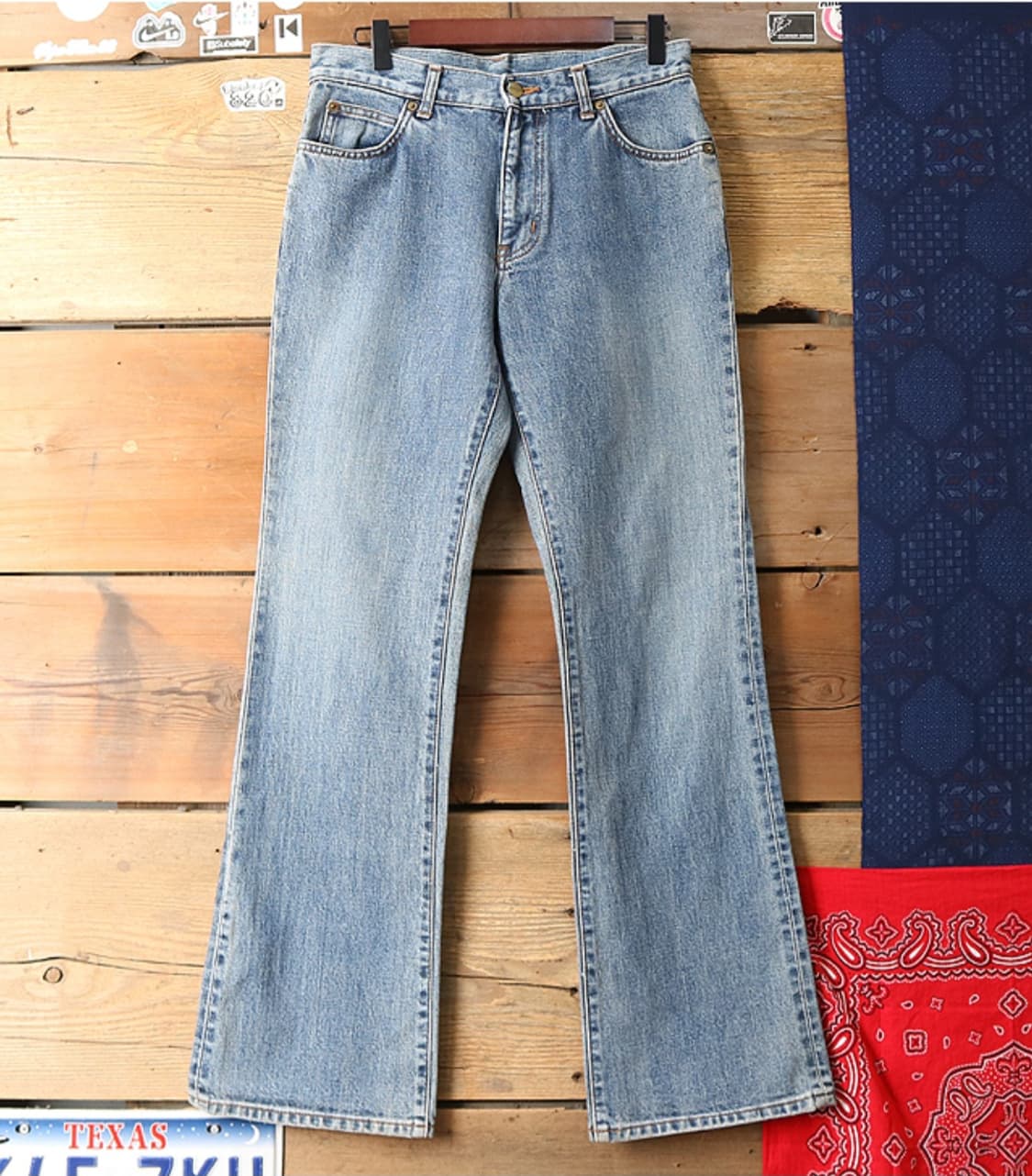 일본판 90S 랭글러 빈티지 부츠컷 데님

90년대 일본판 랭글러 부츠컷 상품이미지1