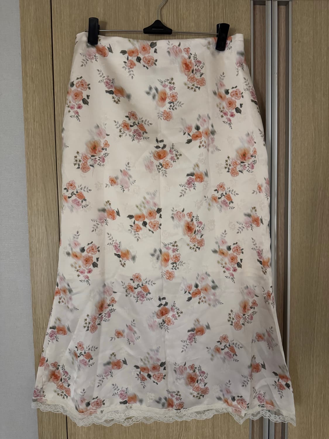 샵사이다 플라워패턴 실크 레이스 스커트 상품이미지1