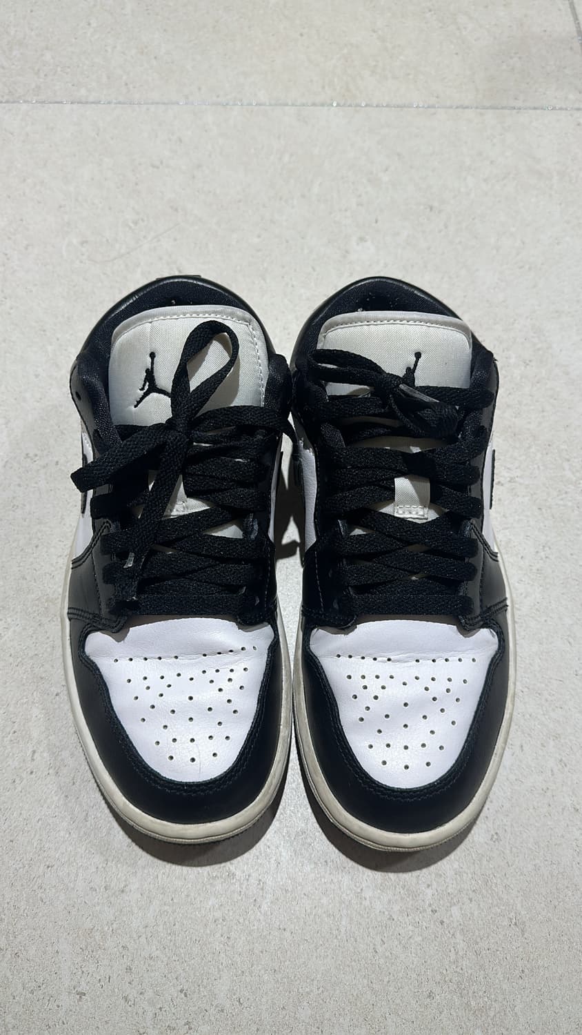 Nike Air Jordan 1 Low Black & White 상품이미지3