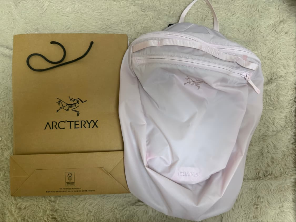 아크테릭스 헬리아드 15 핑크 글로우 팝니다 상품이미지2