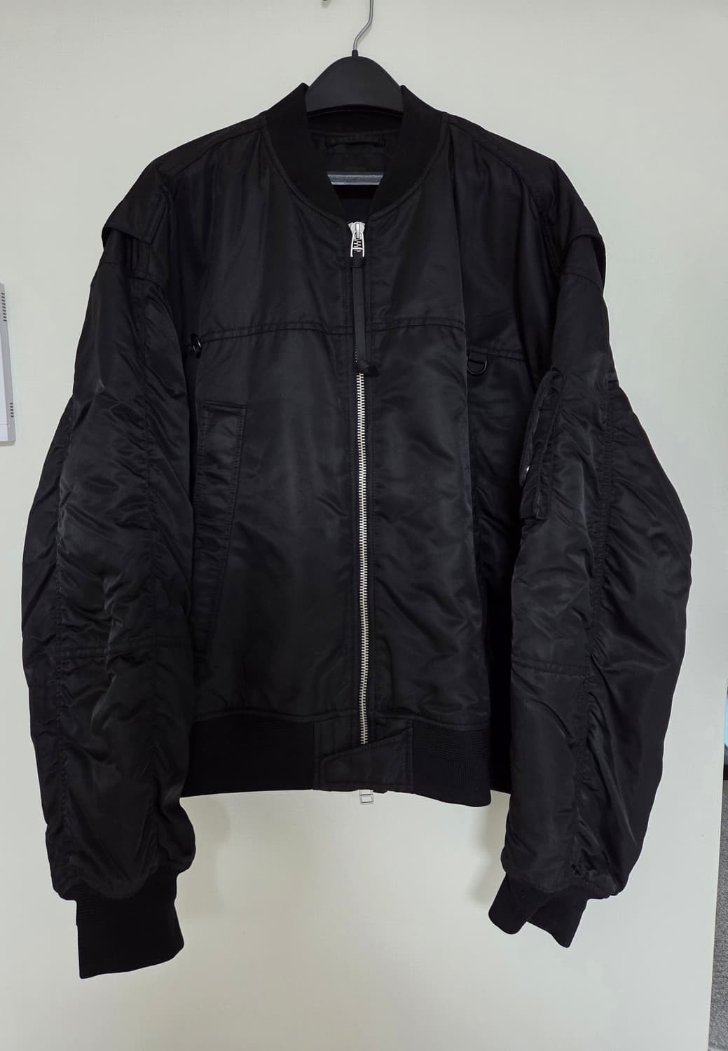 유아인 무신사스탠다드 무탠다드 봄버 ma1 상품이미지2