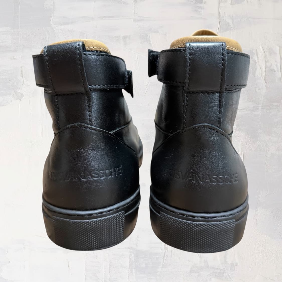 (새상품)크리스반아쉐 09FW 스트랩 스니커즈 블랙 40 상품이미지3