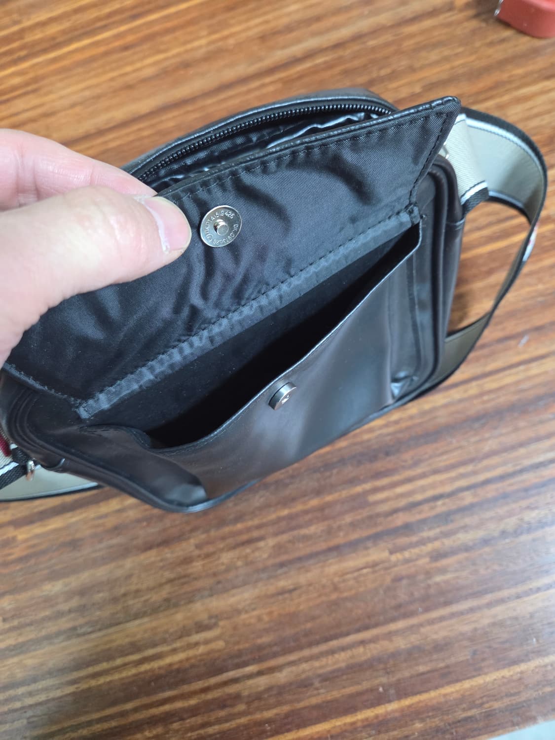 캉골 레더 크로스백  상품이미지4