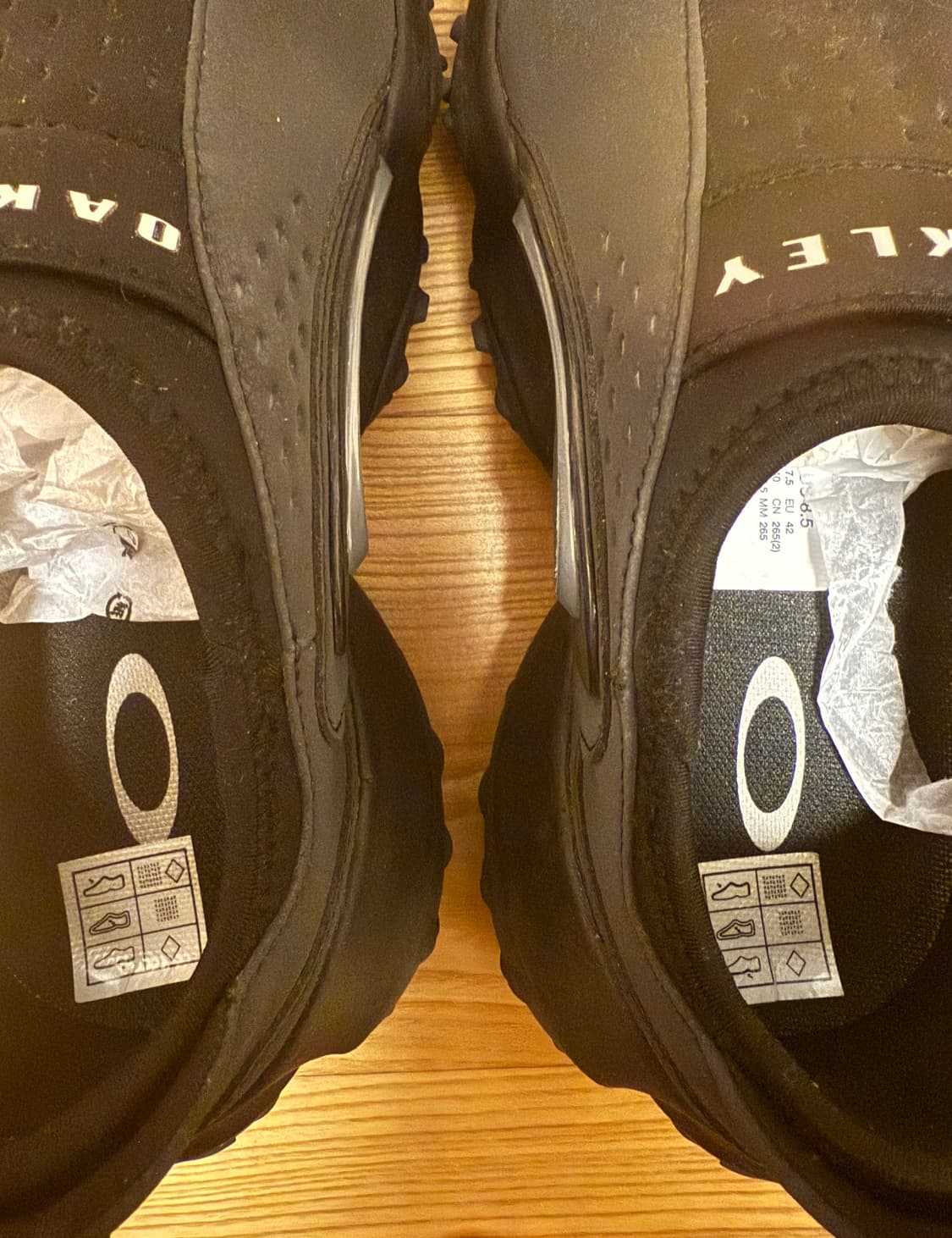 265) 오클리 엣지 아이콘 블랙아웃 스니커즈 신발 상품이미지5