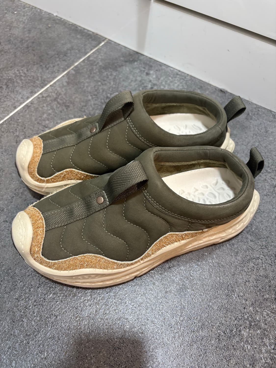 [HOKA] 호카 슬립온 상품이미지2