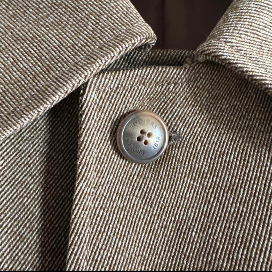 브룩스 브라더스 X 로로피아나 브라운 래글런 코트 상품이미지5