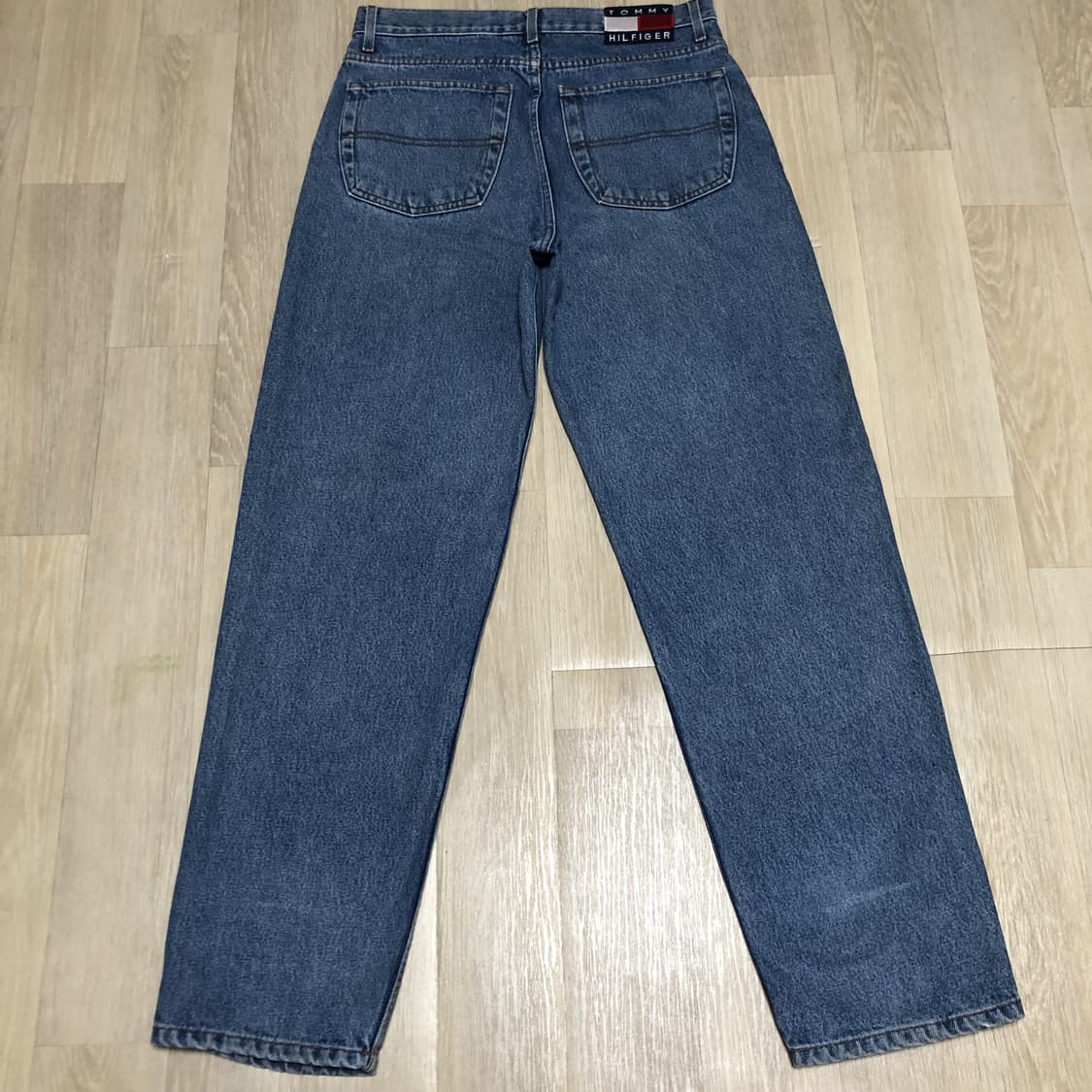 (32) 00's 타미 힐피거 미국제 프리덤핏 (릴렉스드핏) 연청 데님 상품이미지7