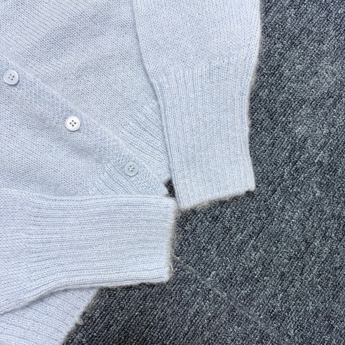 더 바넷 크롭 모헤어 니트 가디건 새상품 상품이미지2