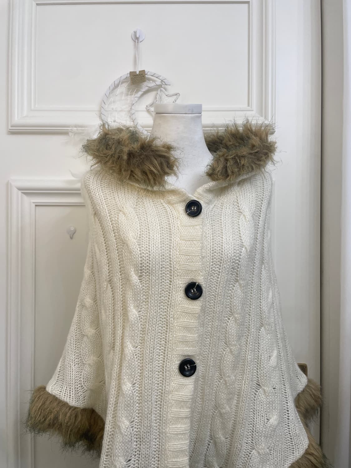 ivory twist knit brown fur cape 상품이미지5