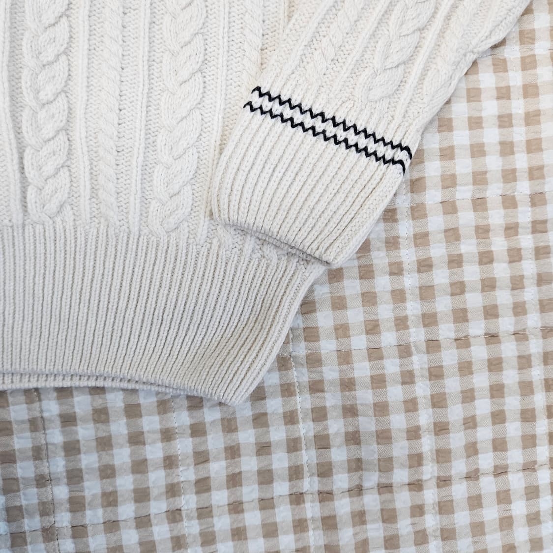 라코스테 브이넥 케이블 니트 스웨터 남자100~105 상품이미지4