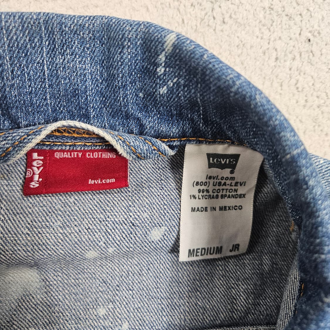 리바이스 블리치 워싱 여성 크롭 데님 자켓 M 상품이미지4