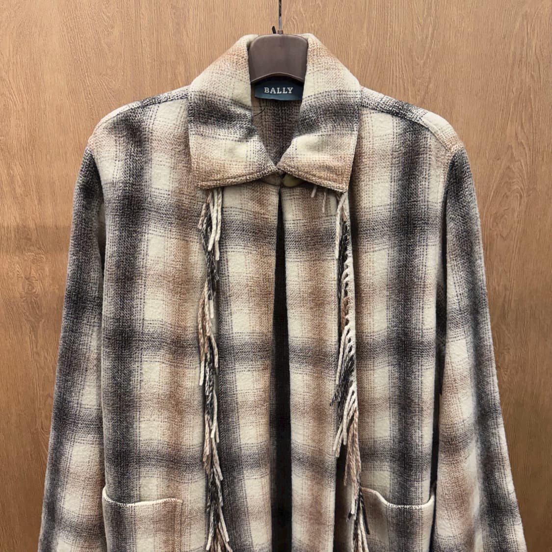 발리 체크 하프 코트 프린지 원 버튼 오픈 디테일 루즈핏 베이지 상품이미지4