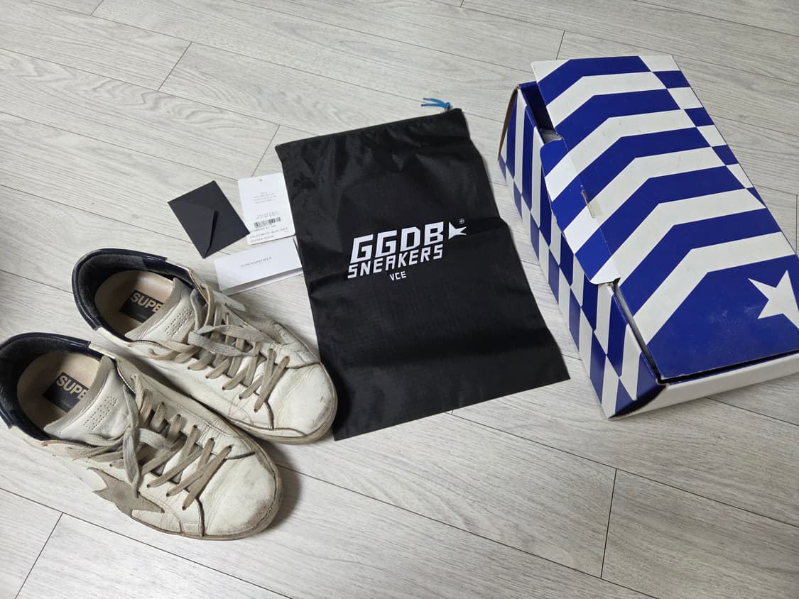 골든구스 네이비탭 41 상품이미지1