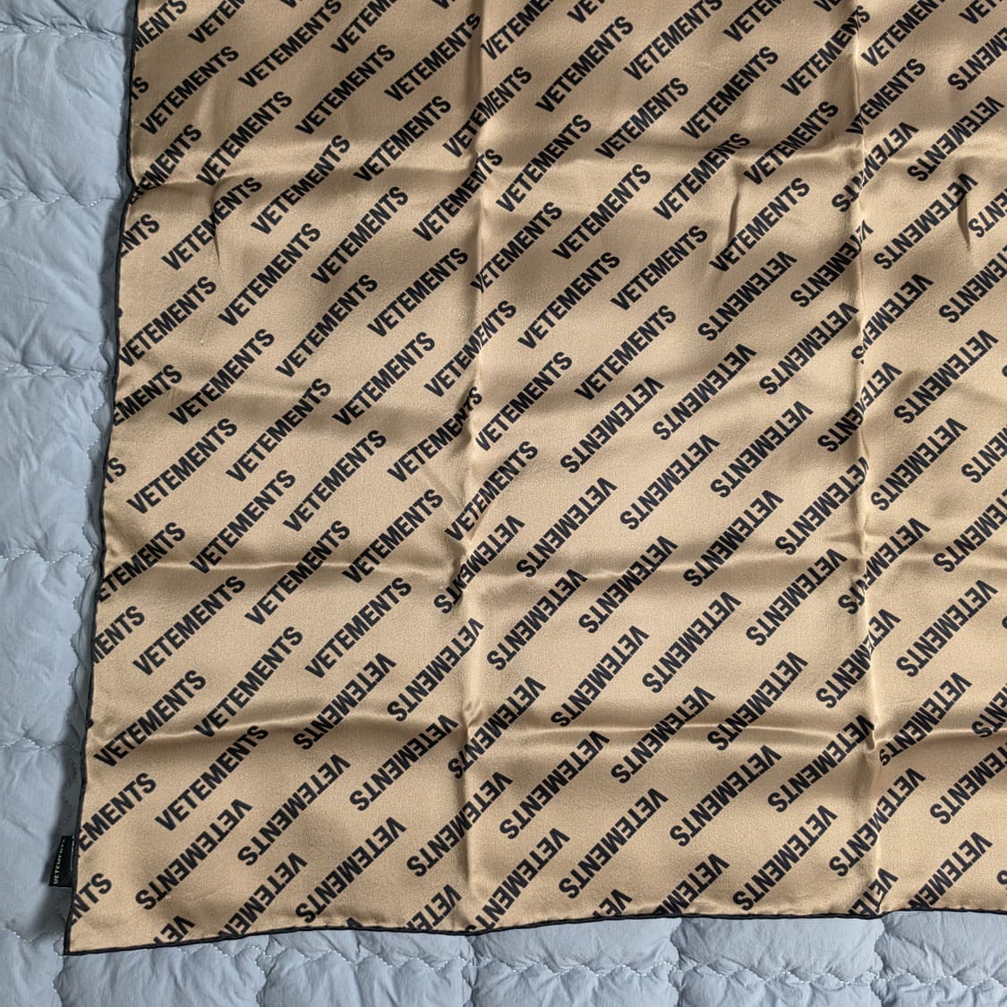 베트멍 모노그램 실크 스카프 상품이미지4