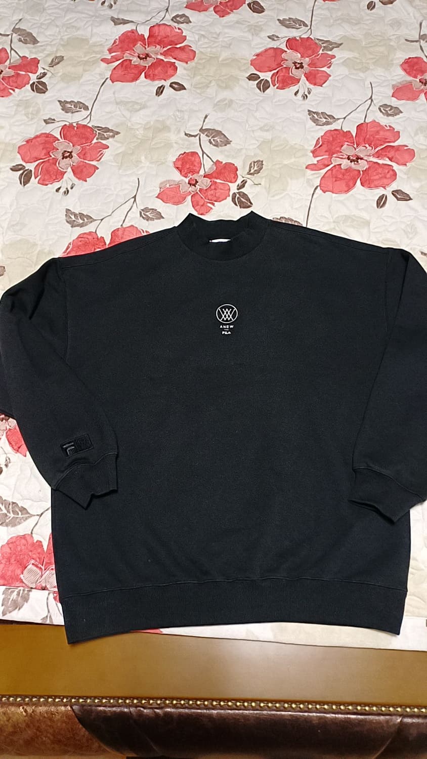 휠라 어뉴 오버핏맨투맨 실측100 가슴61 기장72 상품이미지1