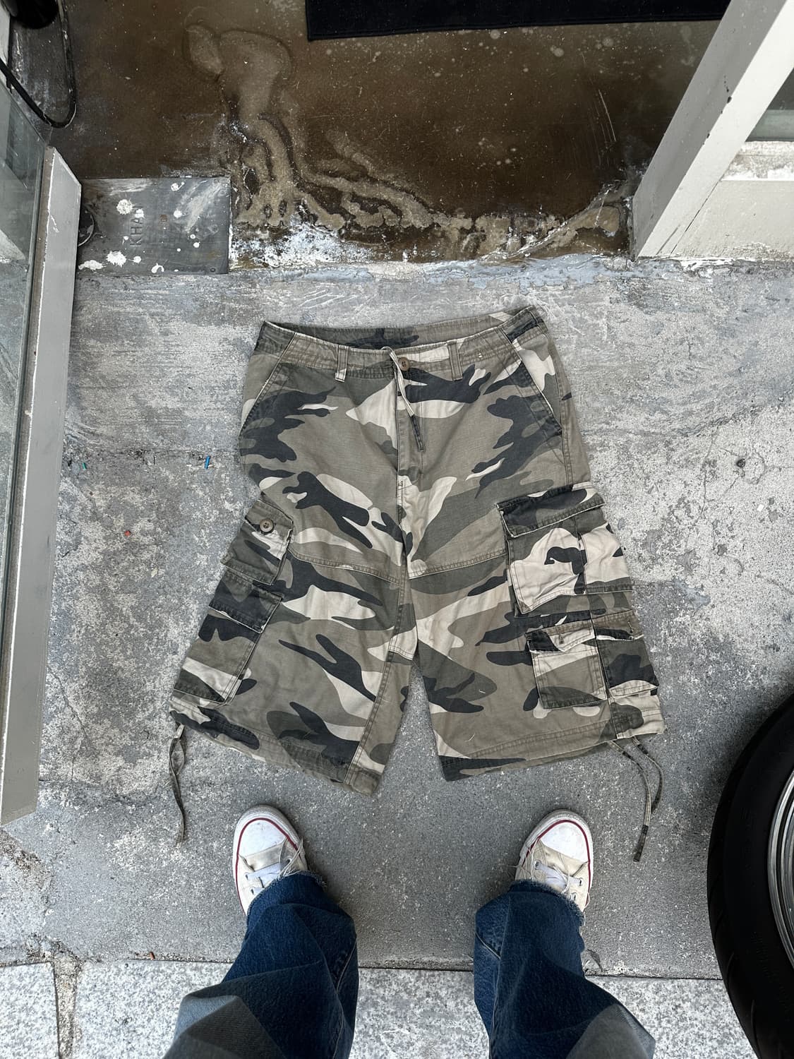 Woodland Camo Multi Pocket Cargo Shorts 상품이미지1