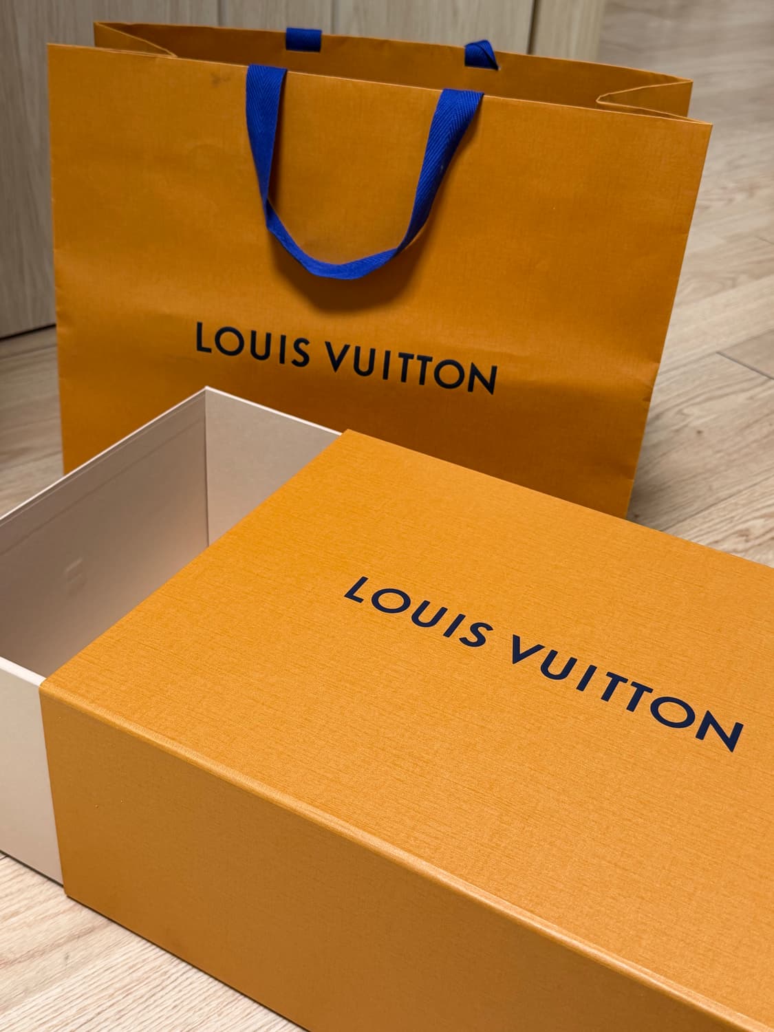 루이비통, 아스펜 컴포트 시어링 뮬 브라운 37사이즈 상품이미지9