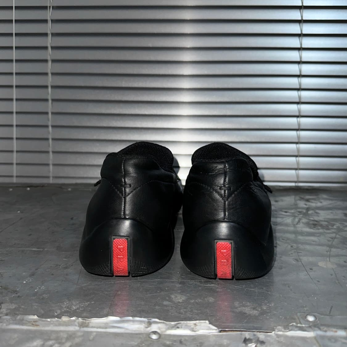 00s 레어 블랙 프라다 스포츠 버클 로퍼 상품이미지4