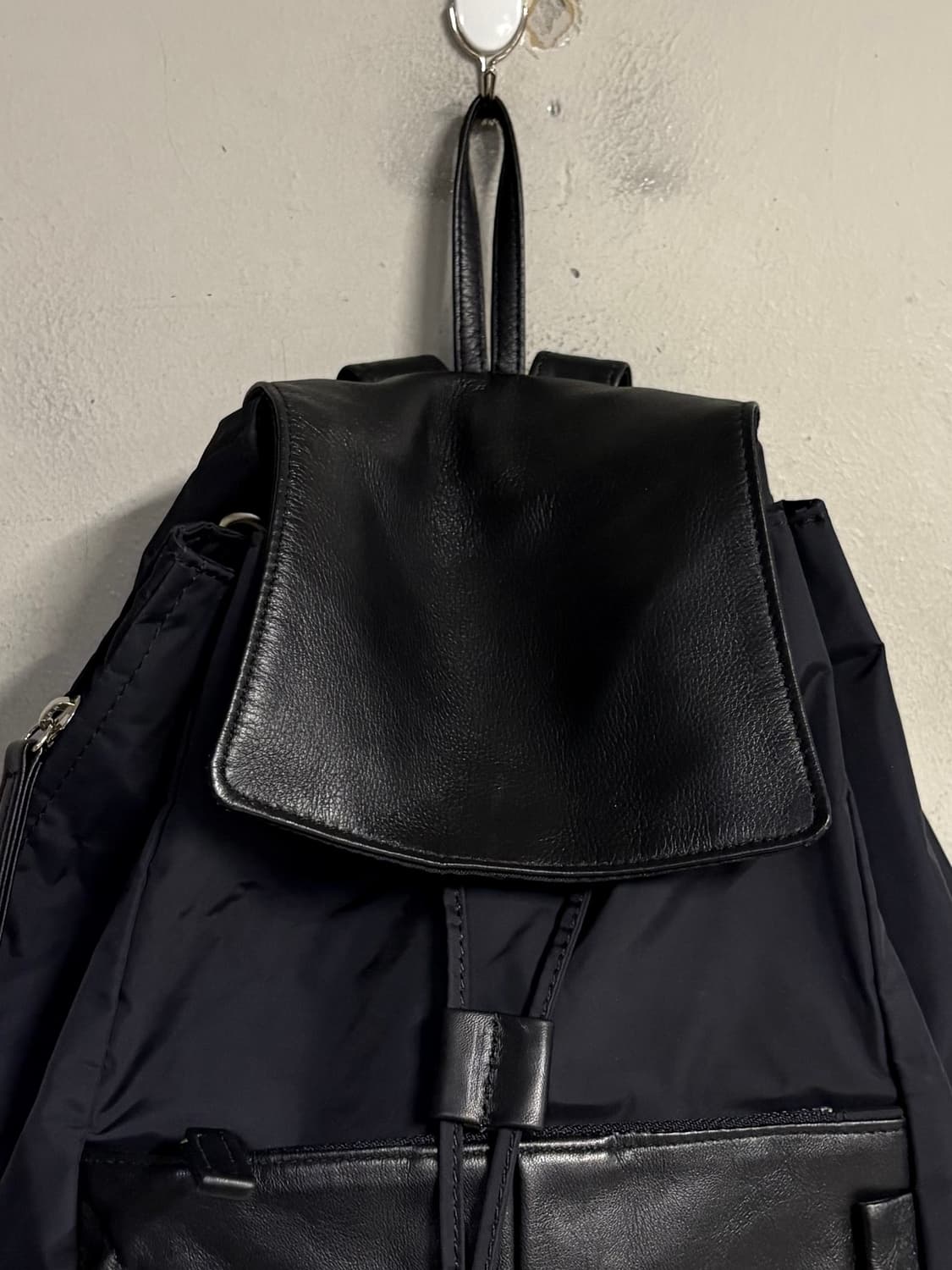 Y‘SACCS nylon & leather backpack  상품이미지3