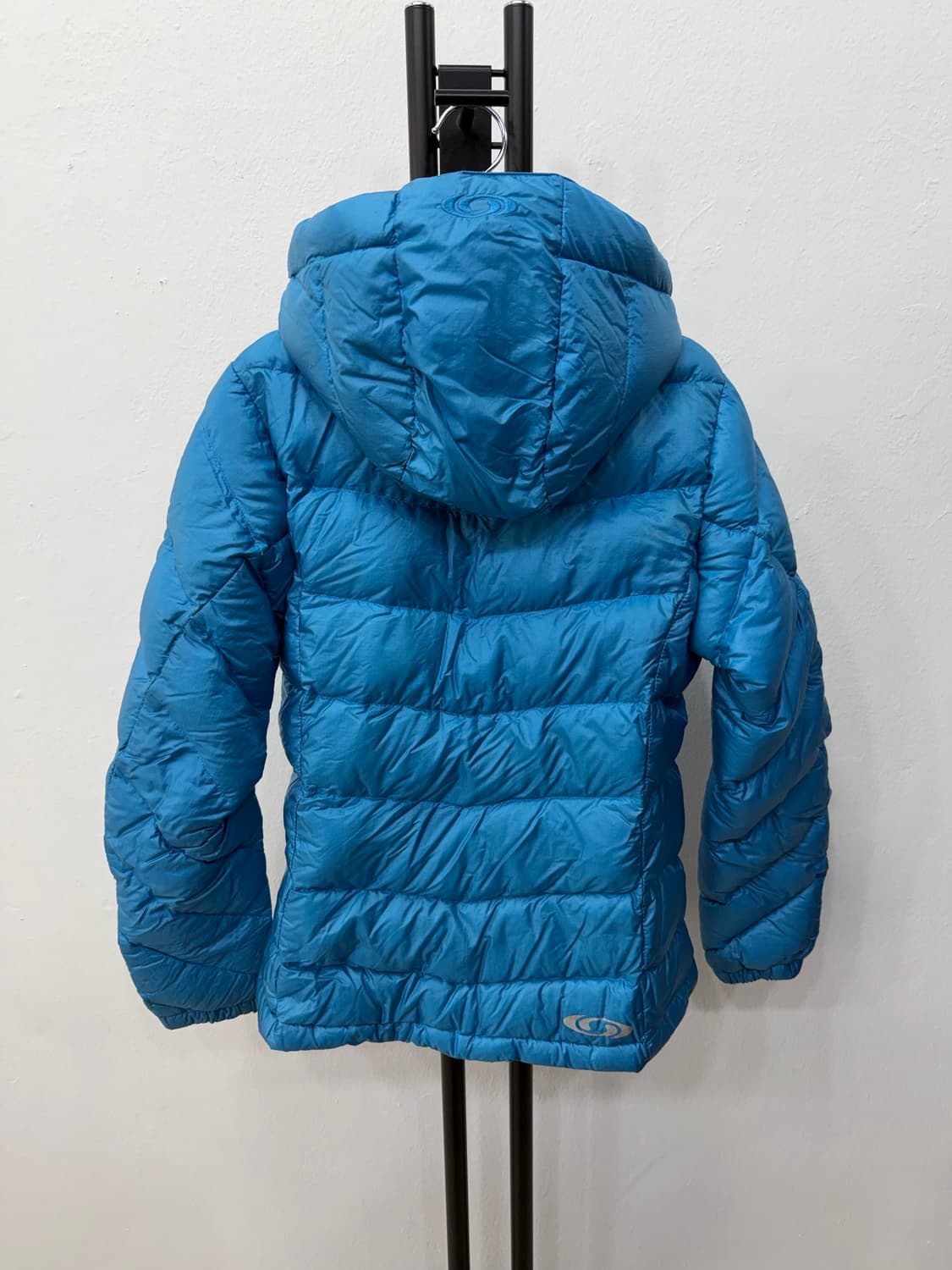 정품) 살로몬 여성 구스패딩 S 상품이미지4