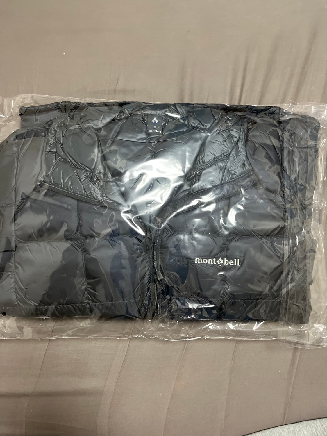 몽벨 슈페리어 다운 파카 블랙 상품이미지2